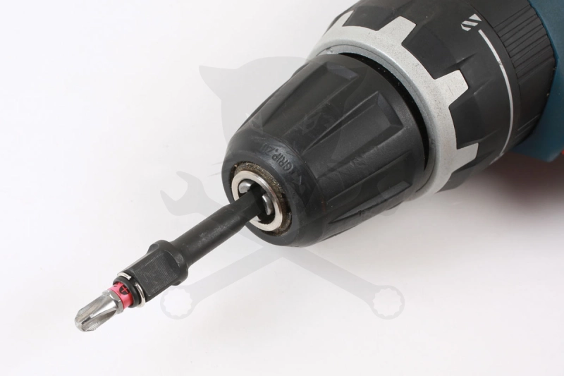 Bit és dugókulcs tartó adapter fúrógépbe 1/4" bit + 3/8" dugó 2:1-ben