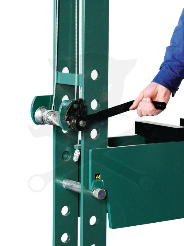 Prés 50 t hidro-pneumatilus lábpedálos - gyors dugattyú - Compac FP 50
