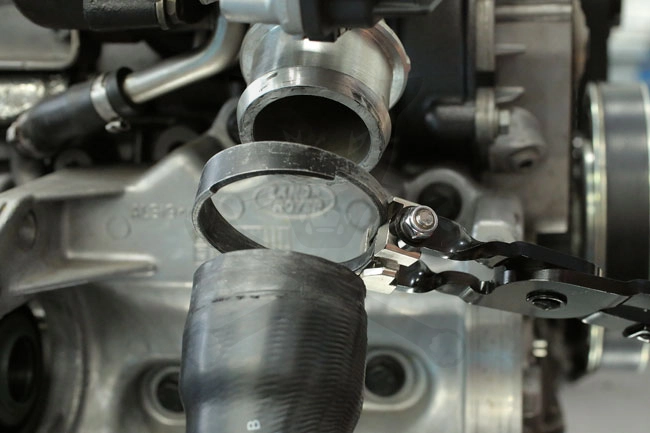 Bilincsfogó turbó csövekhez - VAG - VW, Audi, Skoda, stb.