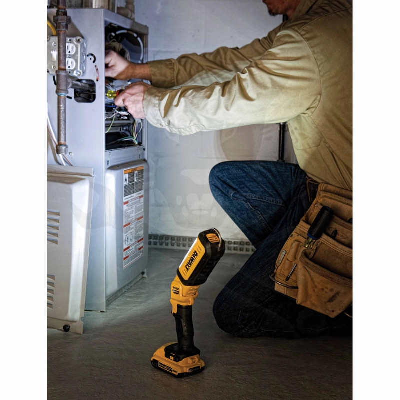 Szerelőlámpa, akkus, csuklós fej - akku nélkül - 225-450 Lm DeWalt