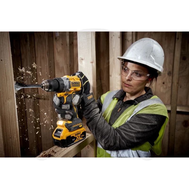 Fúró-csavarozó, akkus 18V 2db 5.0Ah Li-ion - kefementes -  DeWalt