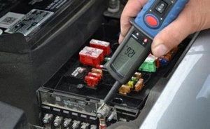Multiméter, autóipari 0-24 V digit. - Hubitools