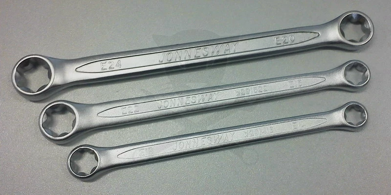 Torx csillagkulcs E14XE18 Jonnesway