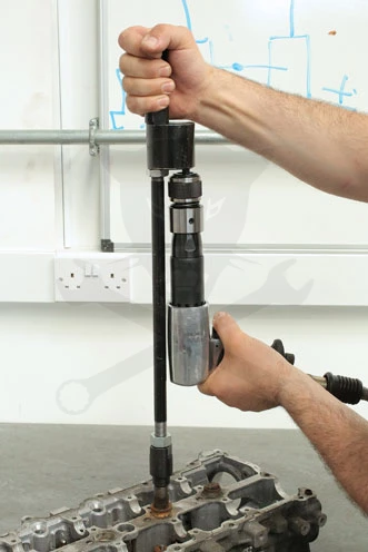 Porlasztó kihúzó készlet- légkalapácsos elvű + adapter készlet + légkalapács