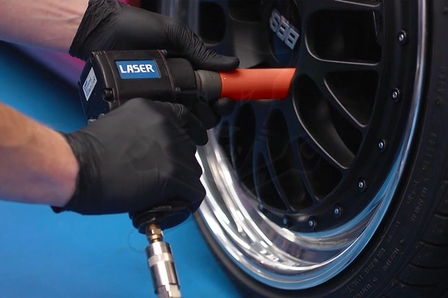 Légkulcsfej alufelnihez 17-es extra hosszú 130 mm