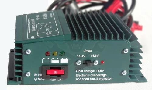 Akkumulátor töltő FRX 12V -  7A - Full Automata