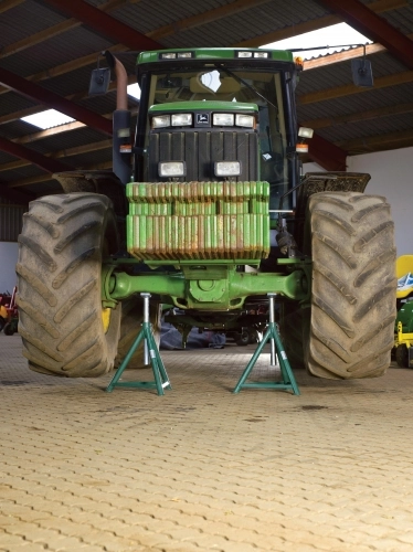 Szerelőbak 3 tonnás 320 - 560 mm - Compac - 1 darab G2