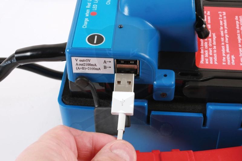 Akkumulátor bikázó-indító (starter) 12 V  -1200A -14Ah -Laser Tools