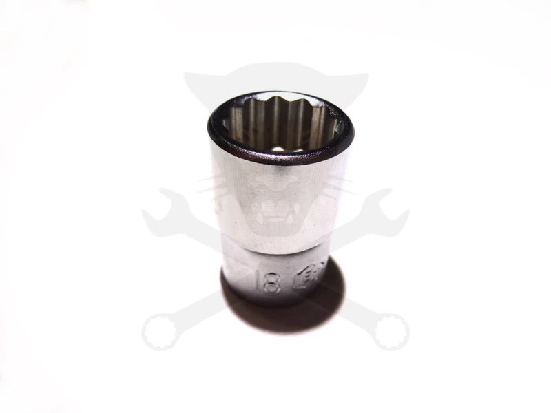 Dugókulcs - crowafej 1/2" 12 szög normál 18 mm Genius