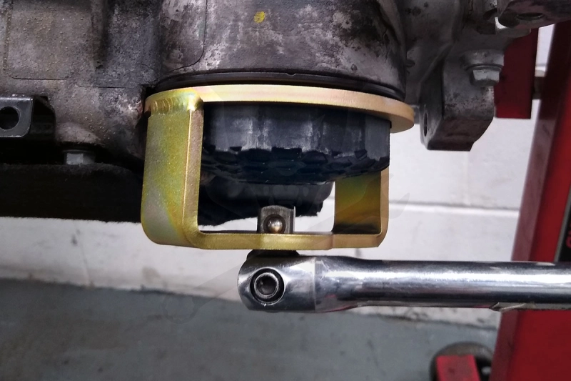 Olajszűrő leszedő kupak  80 mm x 14 lapú -1.6 Hyundai / Kia U3 Diesel