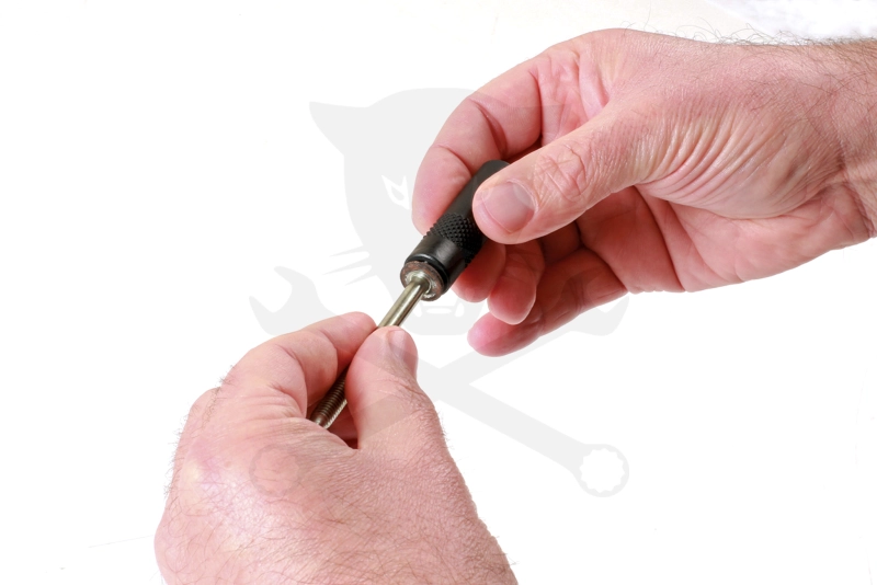 Szerelőkulcs turbó bemeneti ház 8 lapú 10 mm Belső Ribe1/4"- R9M 1.6D
