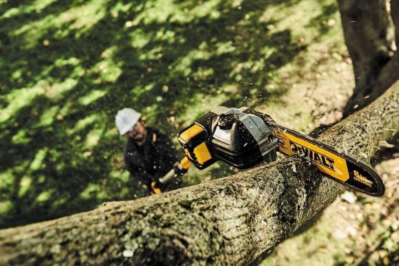 Ágvágó, magassági akkus 18 V, 5 Ah - 4,5 m - DeWalt