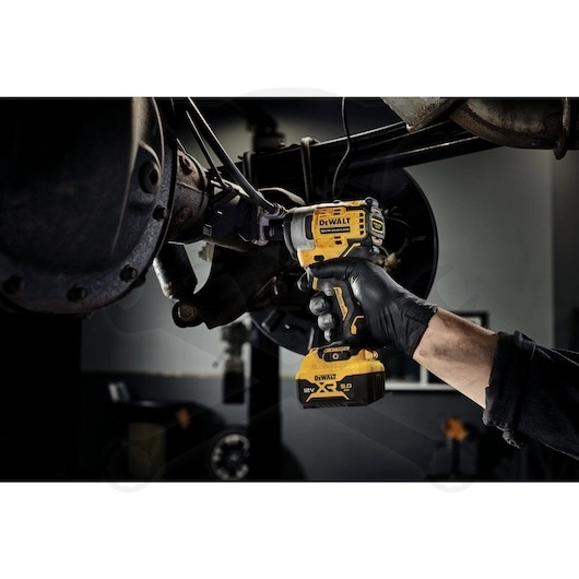 Ütvecsavarozó, akkus 12V  542 Nm 3/8 gyűrűs 1db 5Ah - DeWalt