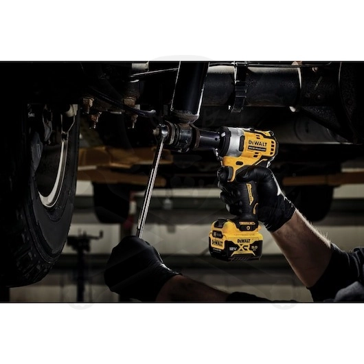 Ütvecsavarozó, akkus 12V  542 Nm 3/8 gyűrűs 1db 5Ah - DeWalt