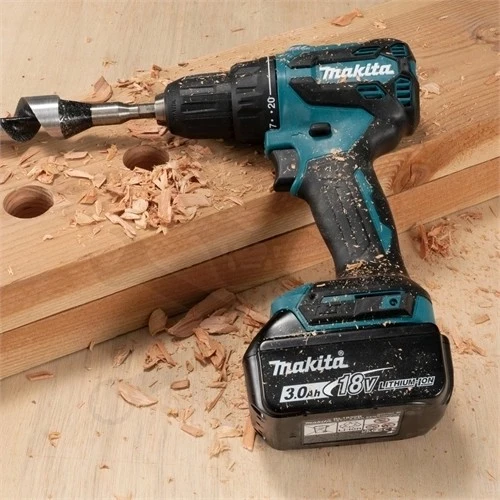 Fúró-csavarozó, akkus 18V  65 Nm 2db 3.0Ah - Makita