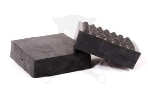 Gumikocka négyzet 120x120x40 mm alacsony - alul bütykös